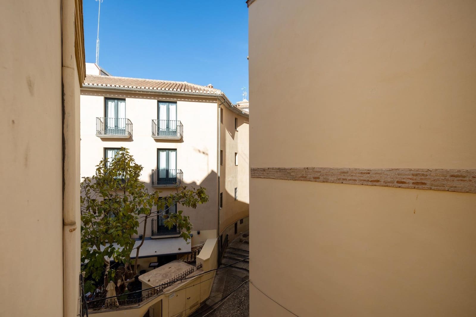 2 soveværelse Lejlighed til salg i Granada by - € 220.000 (Ref: 9927377)