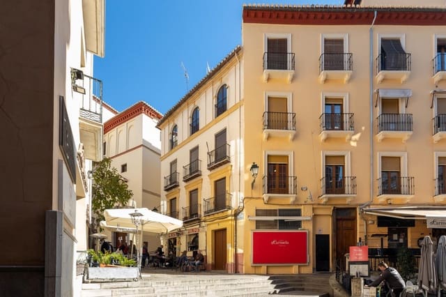 2 soveværelse Lejlighed til salg i San Matías - Realejo, Granada by - € 220.000 (Ref: 9927377)