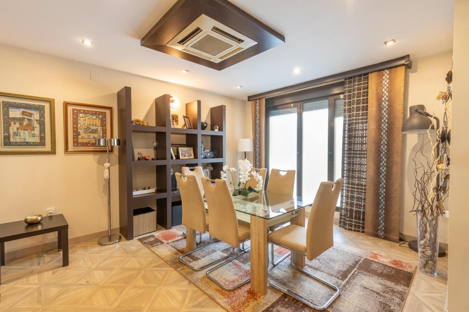 4 bedroom Apartment for sale in Granada city - € 550,000 (Ref: 9927378)