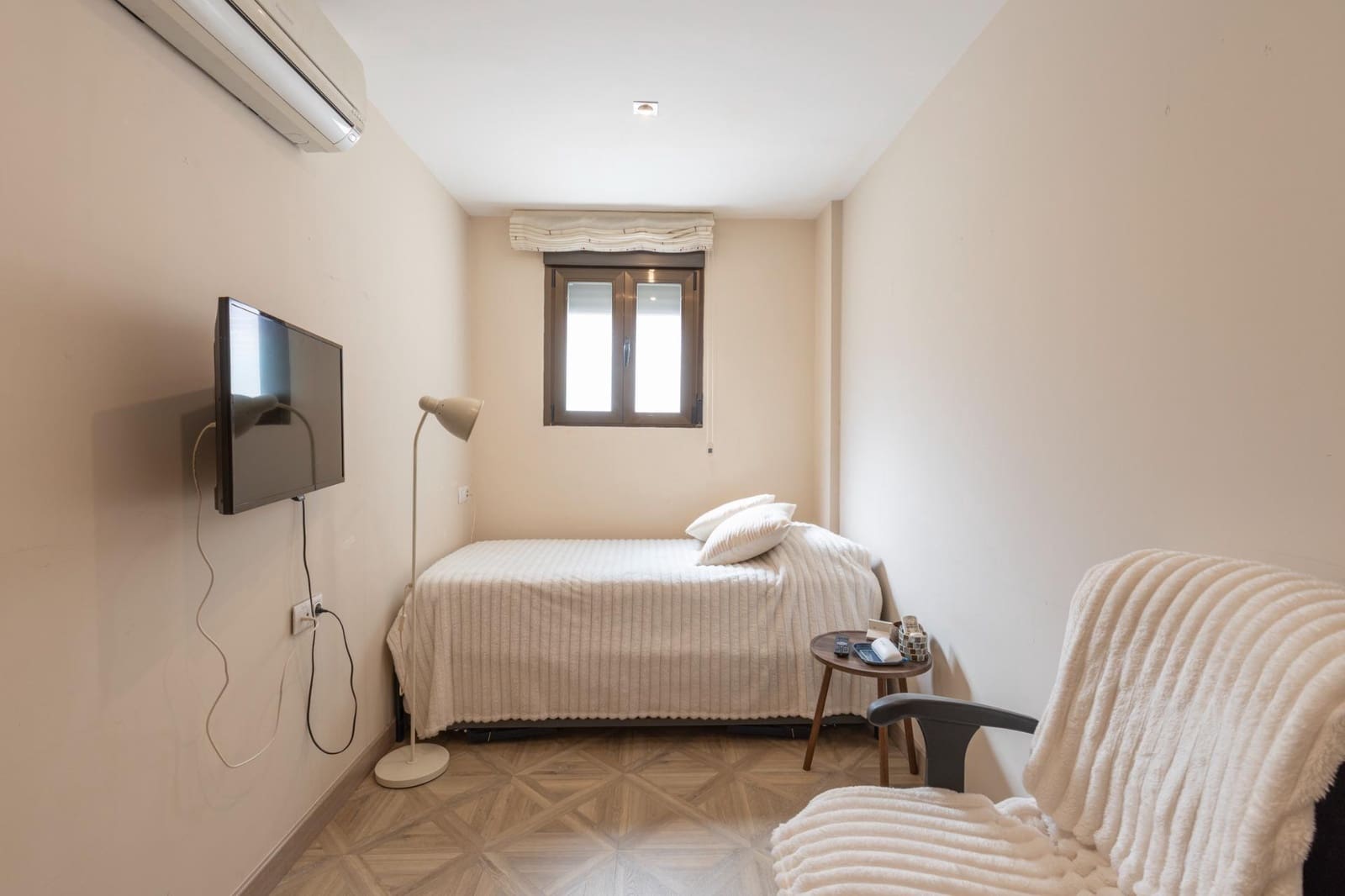 4 bedroom Apartment for sale in Granada city - € 550,000 (Ref: 9927378)