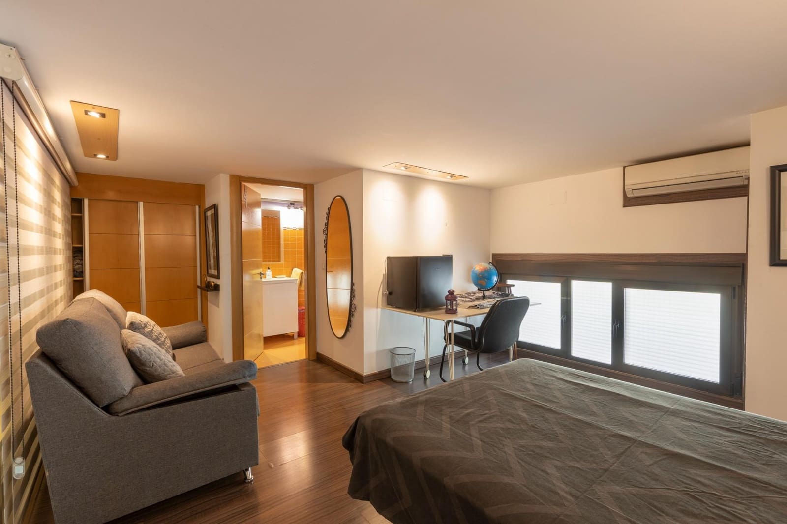 4 bedroom Apartment for sale in Granada city - € 550,000 (Ref: 9927378)