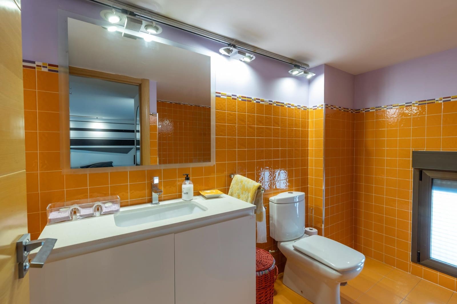 4 bedroom Apartment for sale in Granada city - € 550,000 (Ref: 9927378)