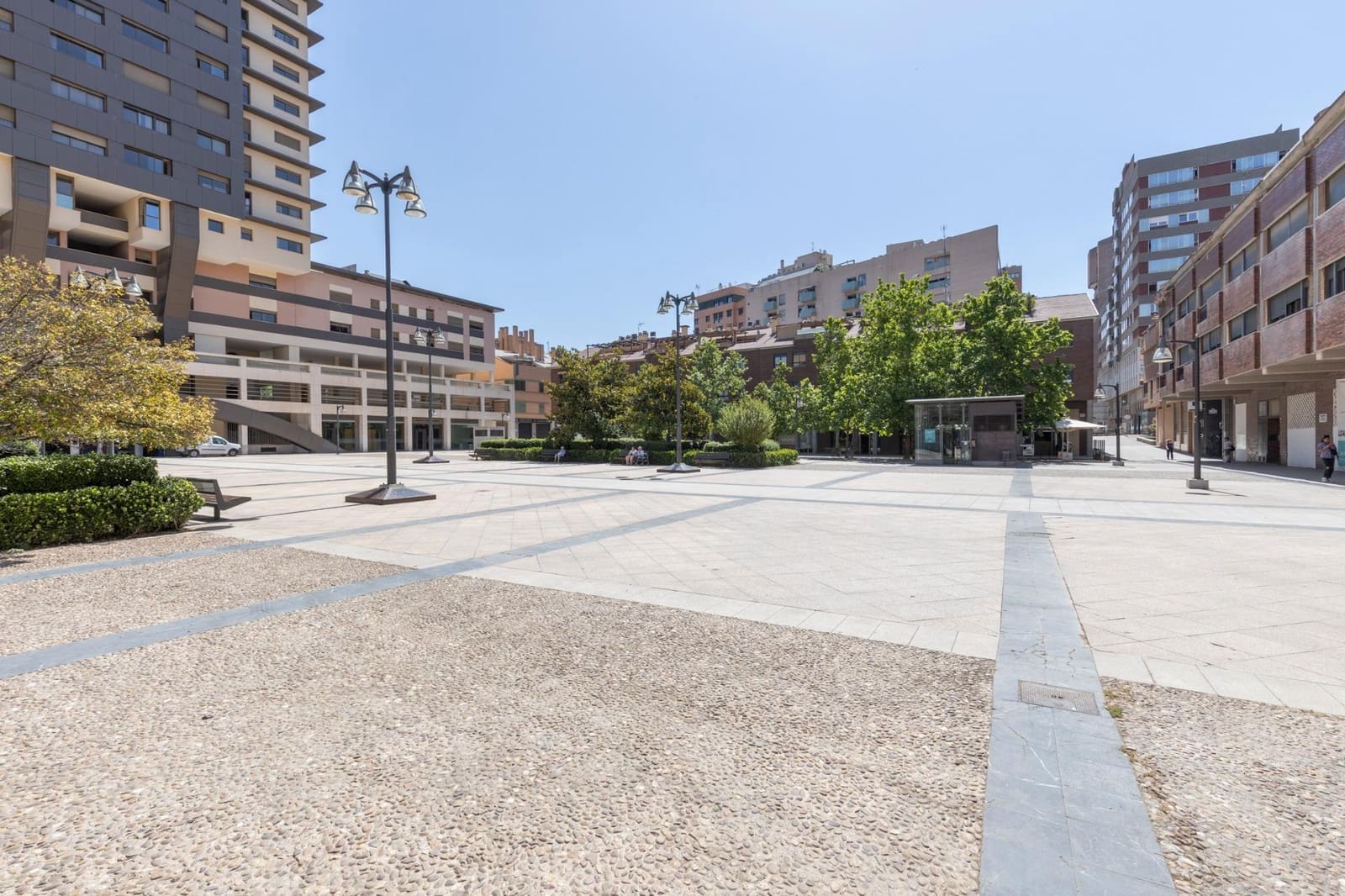 4 bedroom Apartment for sale in Granada city - € 550,000 (Ref: 9927378)