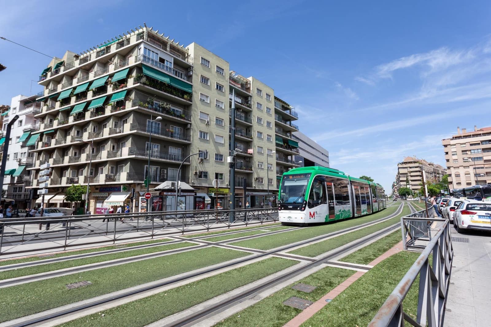 4 bedroom Apartment for sale in Granada city - € 550,000 (Ref: 9927378)