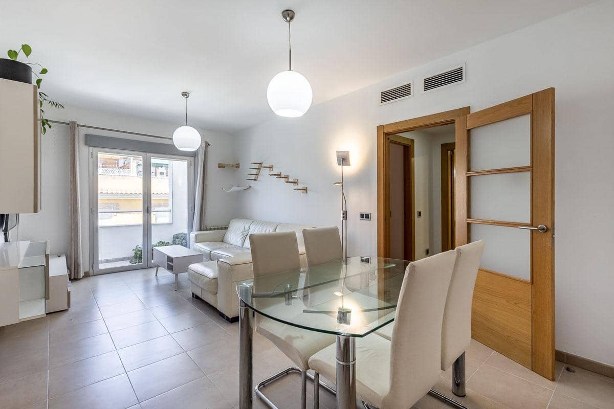 2 soveværelse Lejlighed til salg i Maracena med garage - € 179.900 (Ref: 9936370)