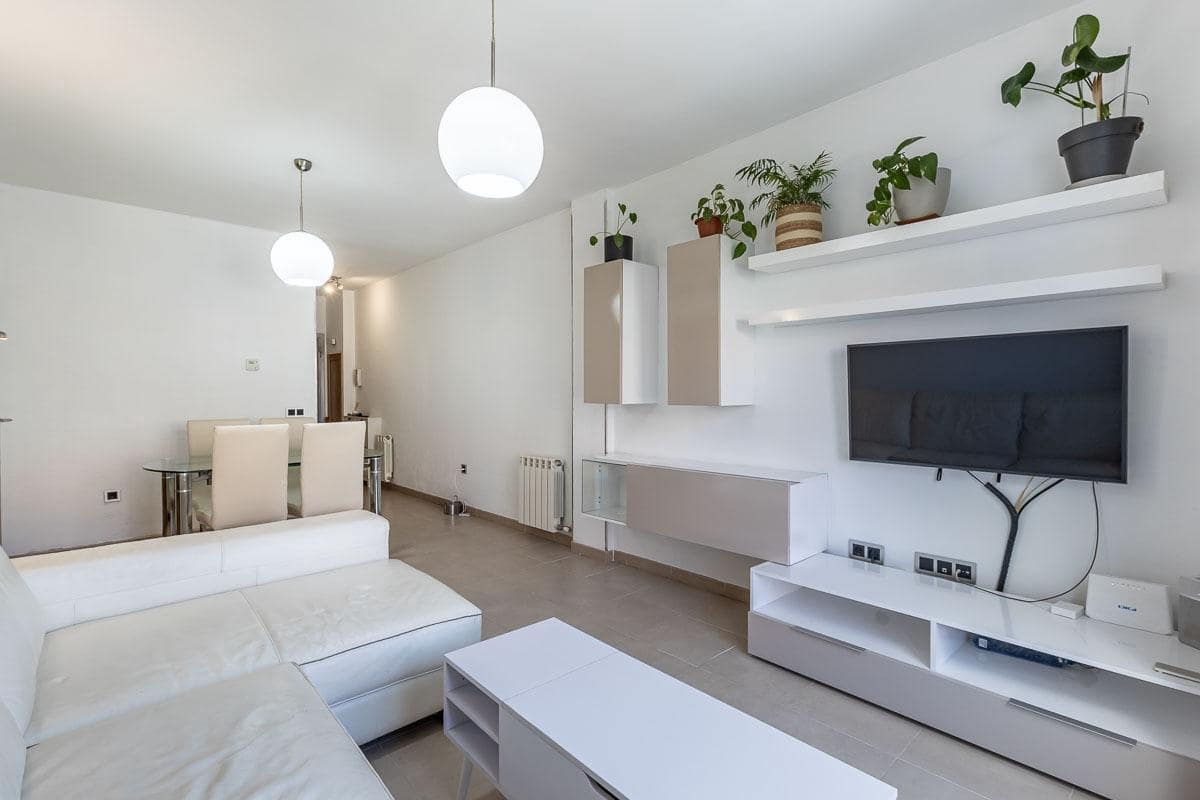 2 soveværelse Lejlighed til salg i Maracena med garage - € 179.900 (Ref: 9936370)