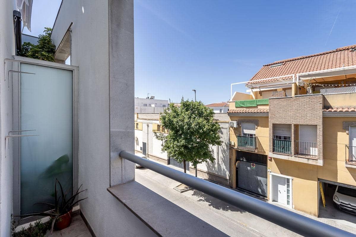 2 soveværelse Lejlighed til salg i Maracena med garage - € 179.900 (Ref: 9936370)