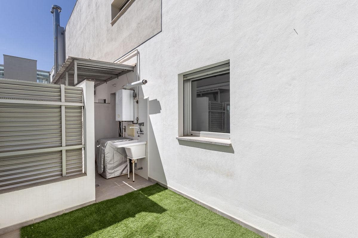 2 soveværelse Lejlighed til salg i Maracena med garage - € 179.900 (Ref: 9936370)