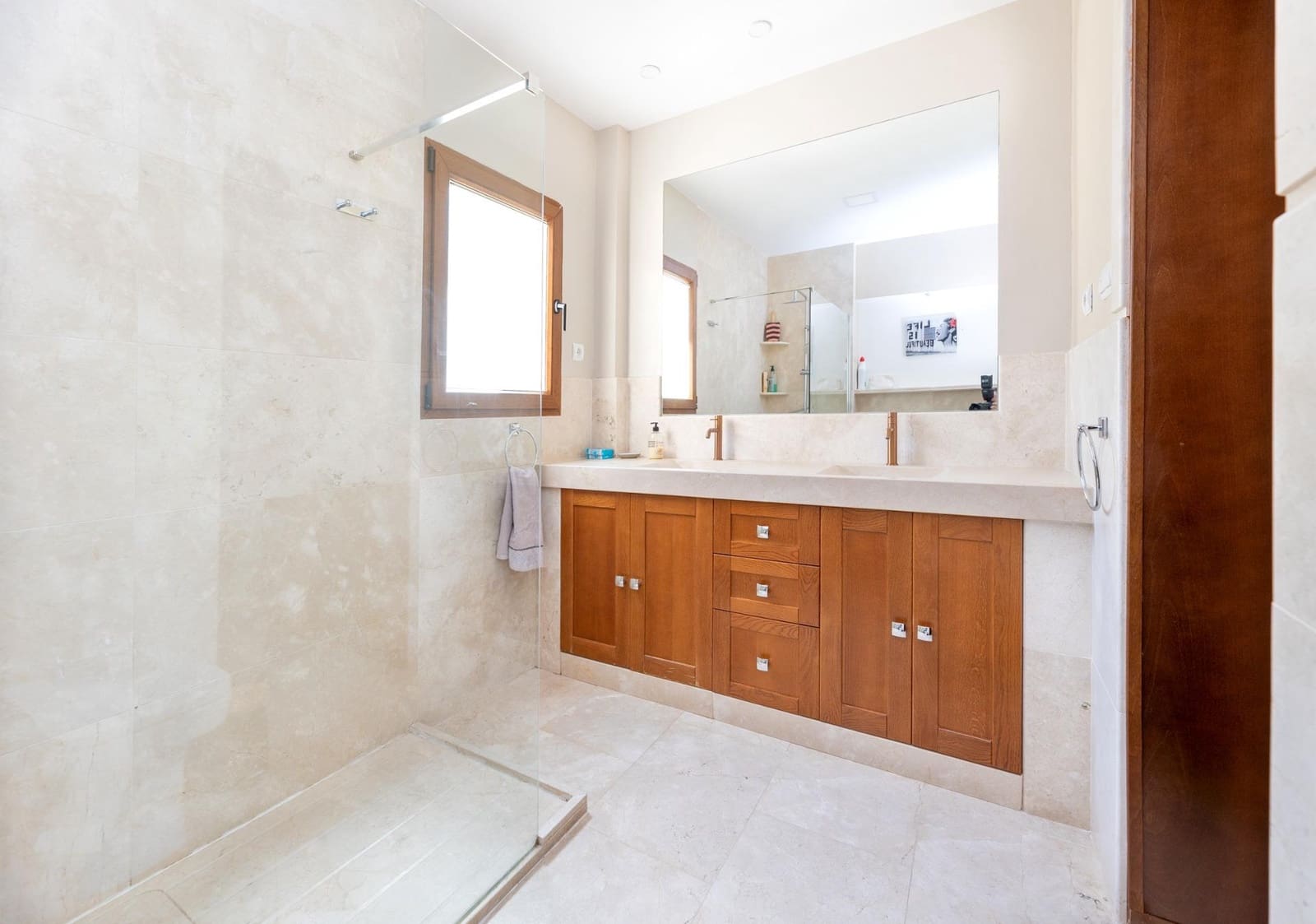4 soverom Villa til salgs i Albolote med svømmebasseng - € 359 000 (Ref: 9938153)