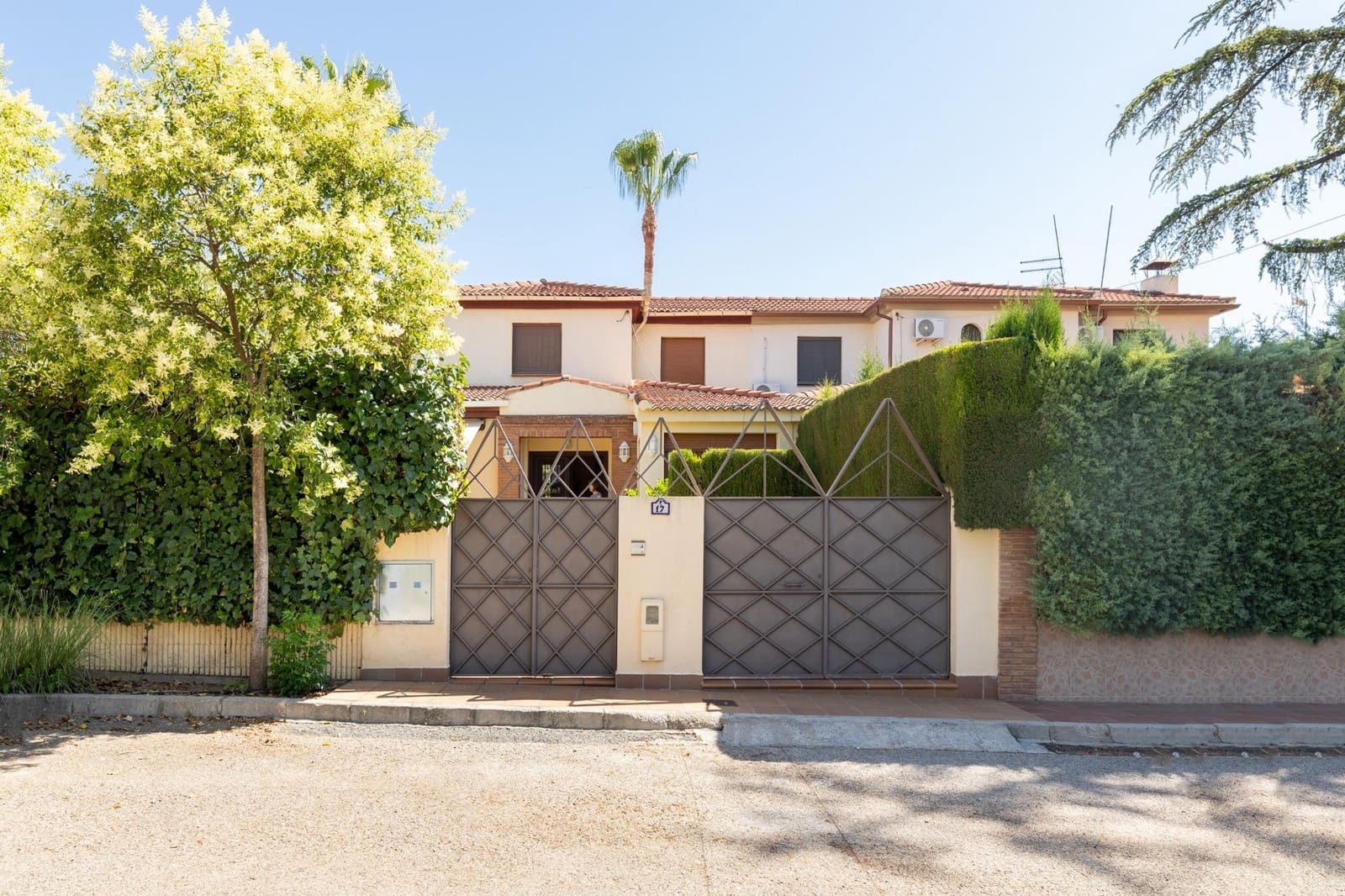4 soverom Villa til salgs i Albolote med svømmebasseng - € 359 000 (Ref: 9938153)