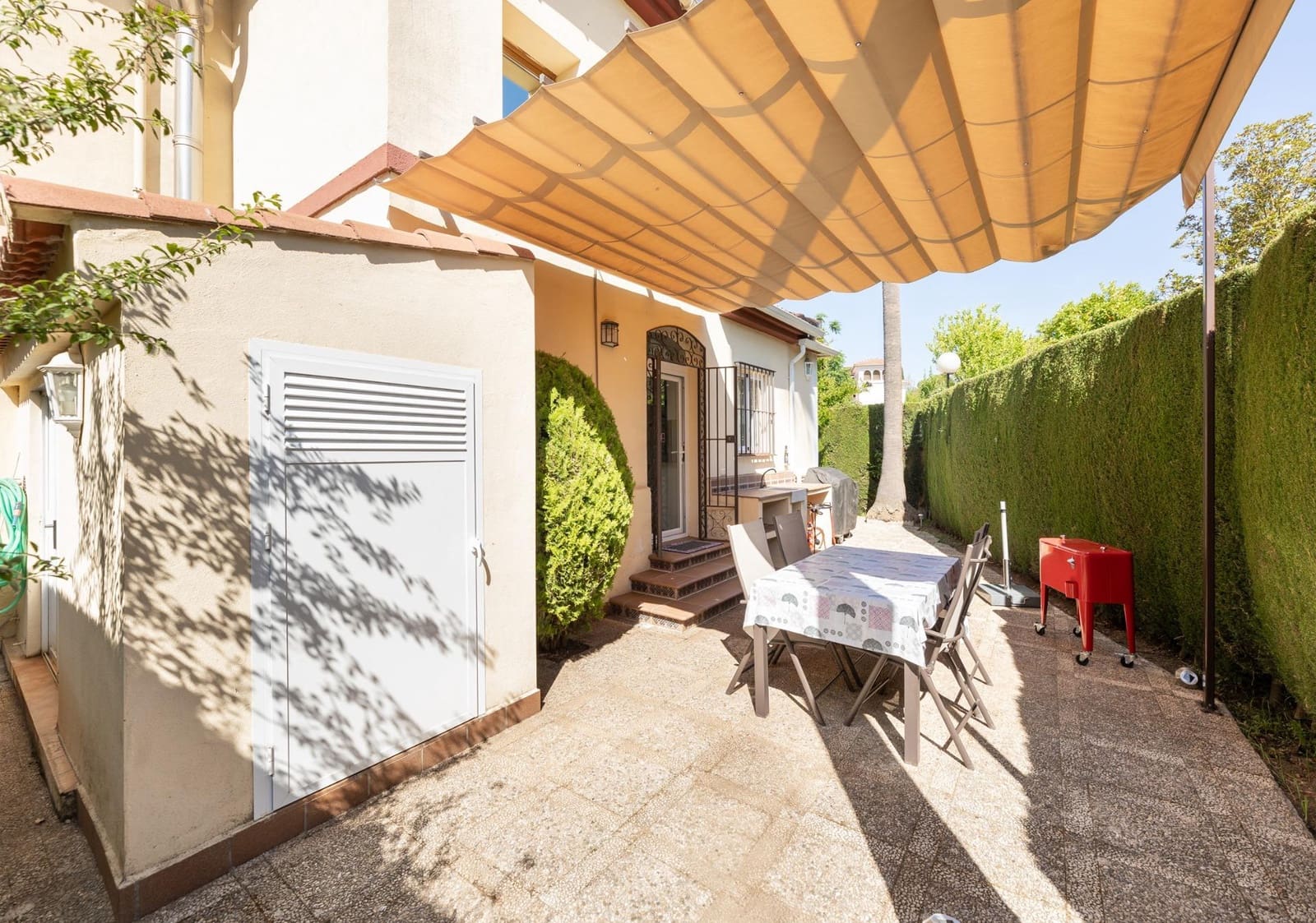 4 soverom Villa til salgs i Albolote med svømmebasseng - € 359 000 (Ref: 9938153)