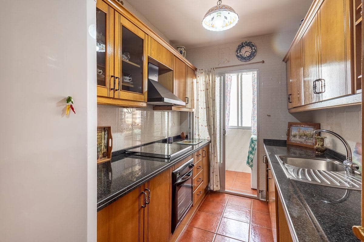 4 soveværelse Penthouse til salg i Granada by - € 295.000 (Ref: 9942495)