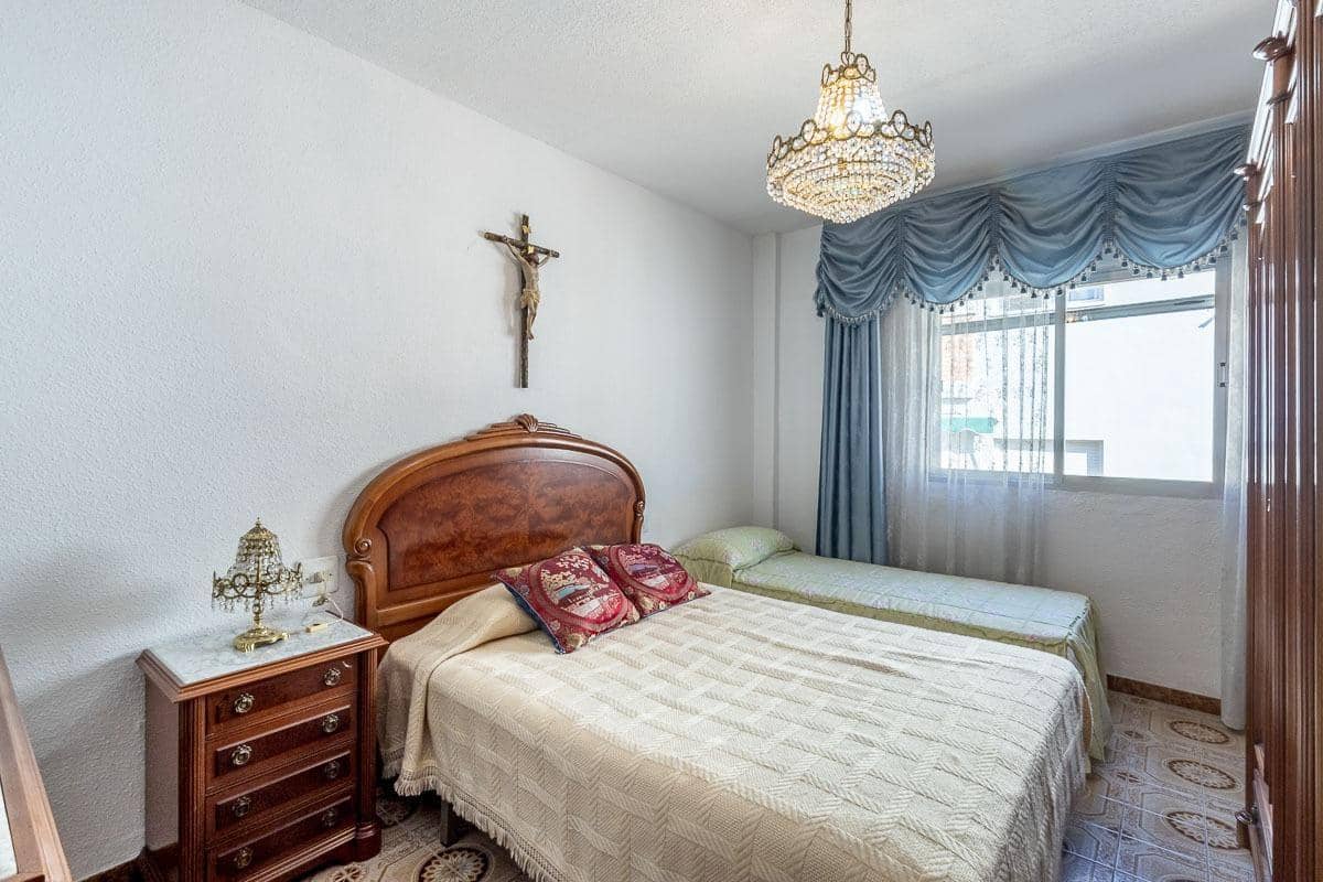4 soveværelse Penthouse til salg i Granada by - € 295.000 (Ref: 9942495)
