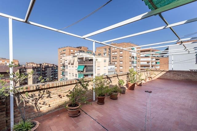 4 soveværelse Penthouse til salg i Granada by - € 295.000 (Ref: 9942495)