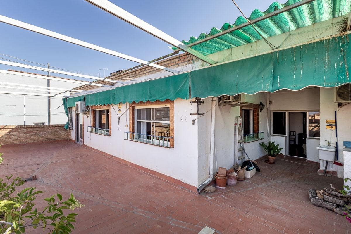 4 soveværelse Penthouse til salg i Granada by - € 295.000 (Ref: 9942496)