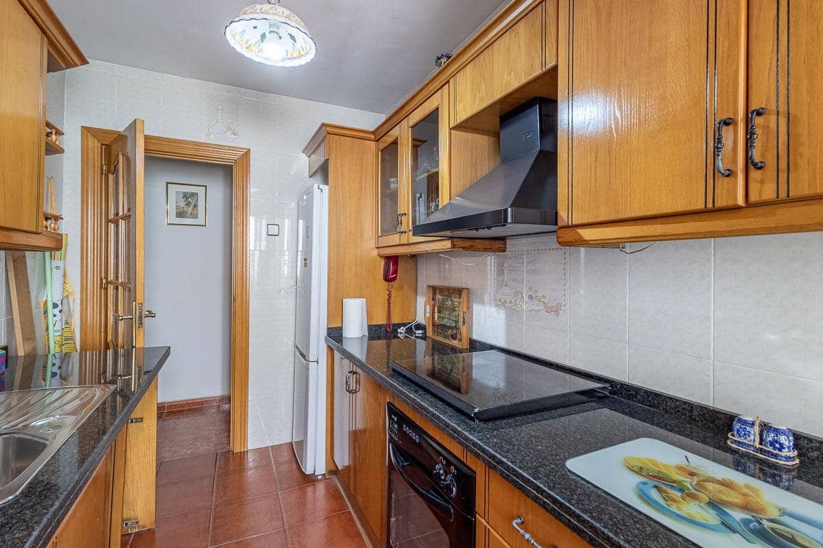 4 soveværelse Penthouse til salg i Granada by - € 295.000 (Ref: 9942496)