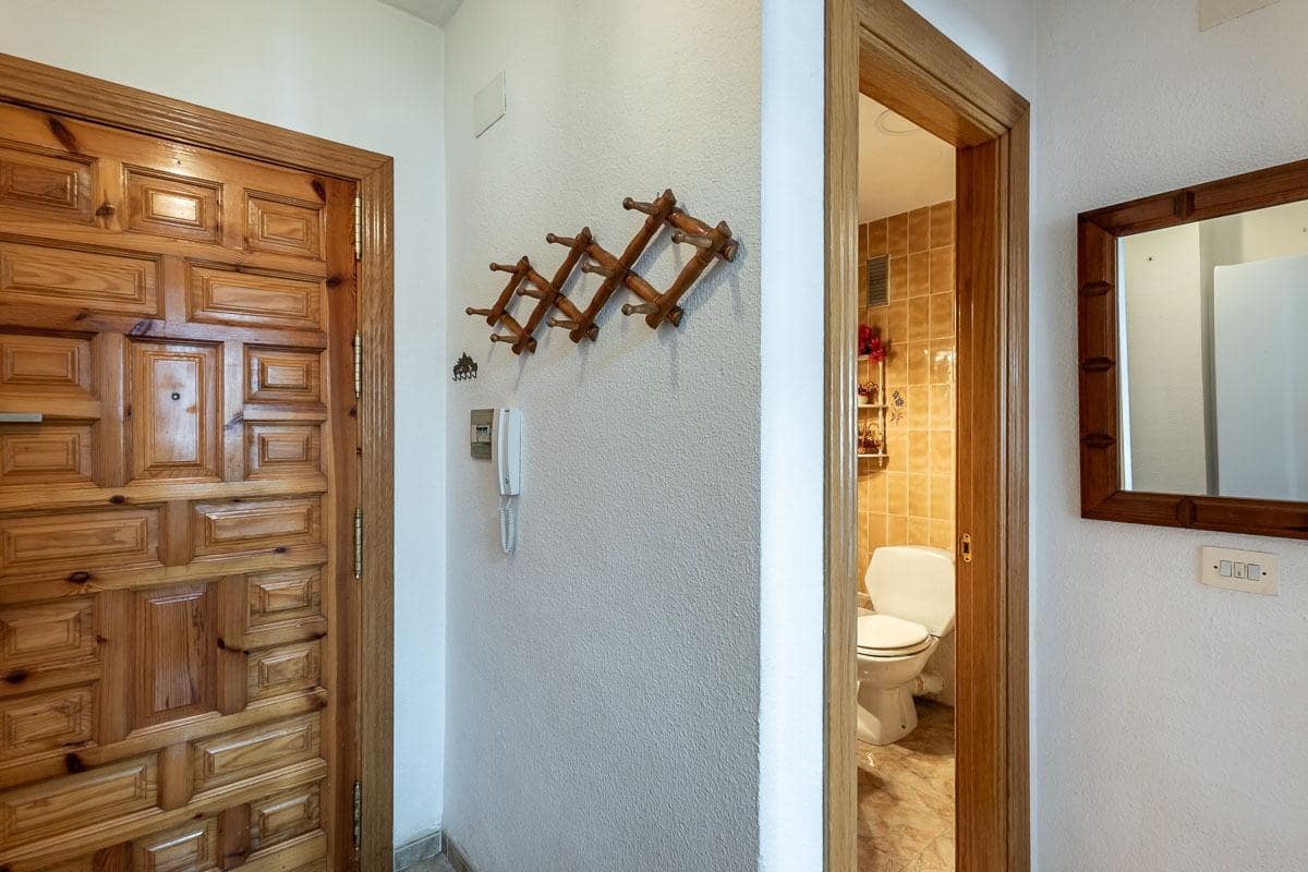 2 bedroom Flat for sale in Almunecar with garage - € 229,000 (Ref: 9942498)