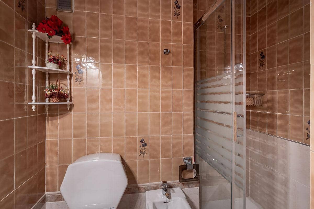 2 bedroom Flat for sale in Almunecar with garage - € 229,000 (Ref: 9942498)