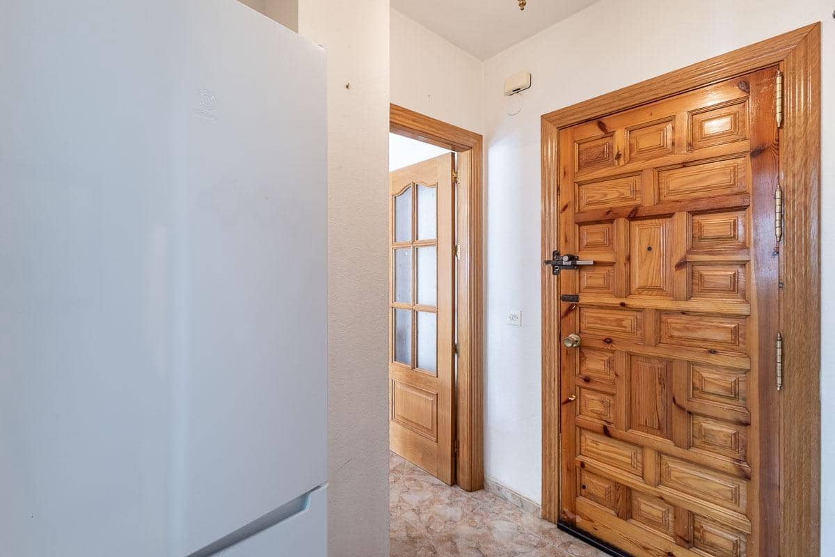 2 bedroom Flat for sale in Almunecar with garage - € 229,000 (Ref: 9942498)