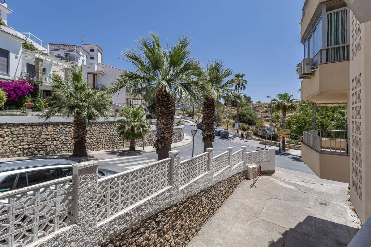 2 bedroom Flat for sale in Almunecar with garage - € 229,000 (Ref: 9942498)