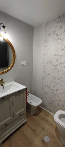 Apartamento Playa de 1 habitación en Playa Levante, Benidorm en alquiler con piscina garaje - 1.100 € (Ref: 9643589)