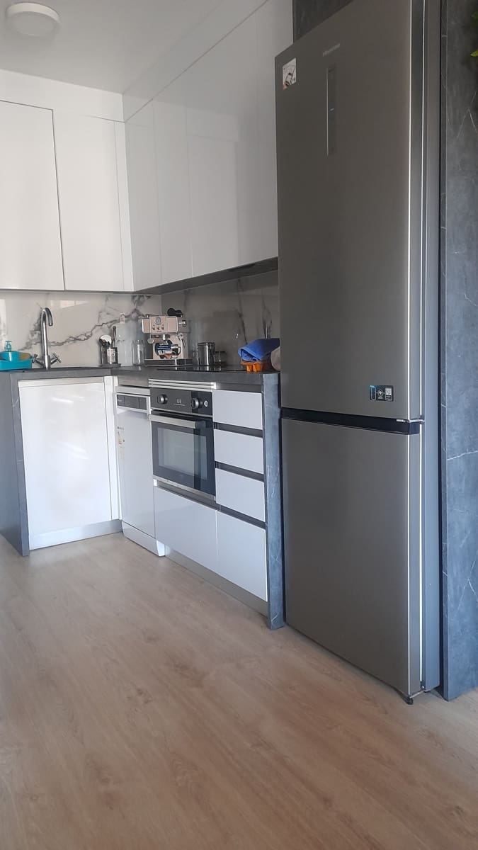 Apartamento Playa de 1 habitación en Benidorm en alquiler con piscina garaje - 1.100 € (Ref: 9643589)