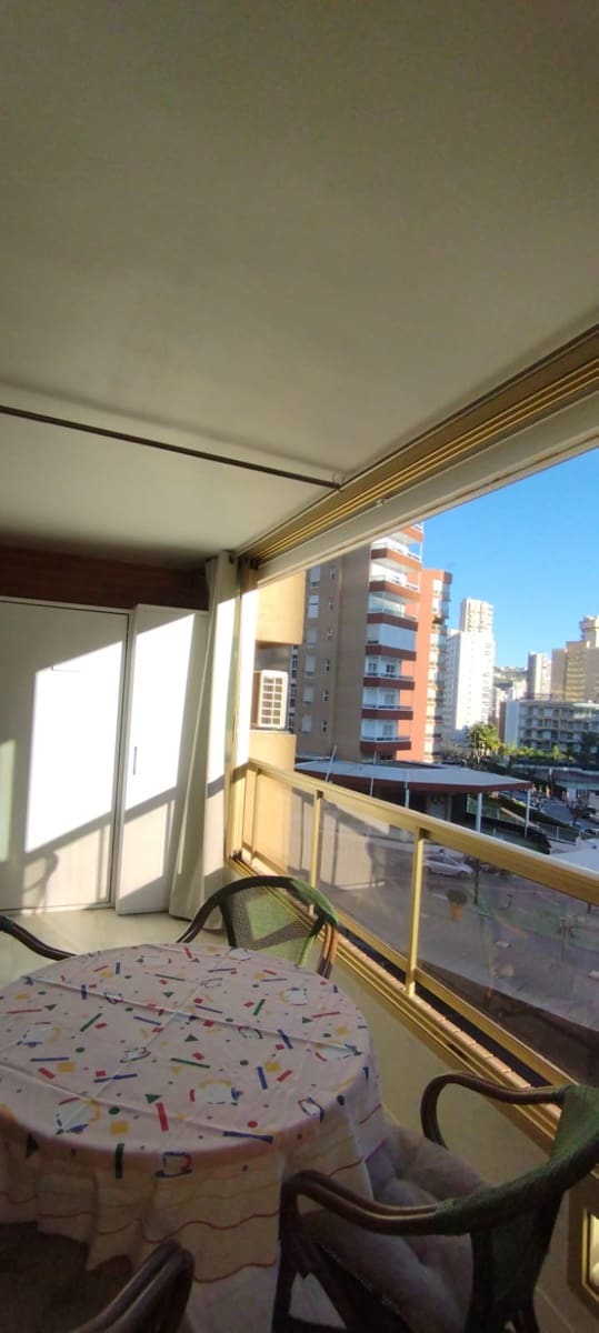 1 bedroom Beach Apartment for rent in Benidorm with pool garage - € 1,000 (Ref: 9643589)