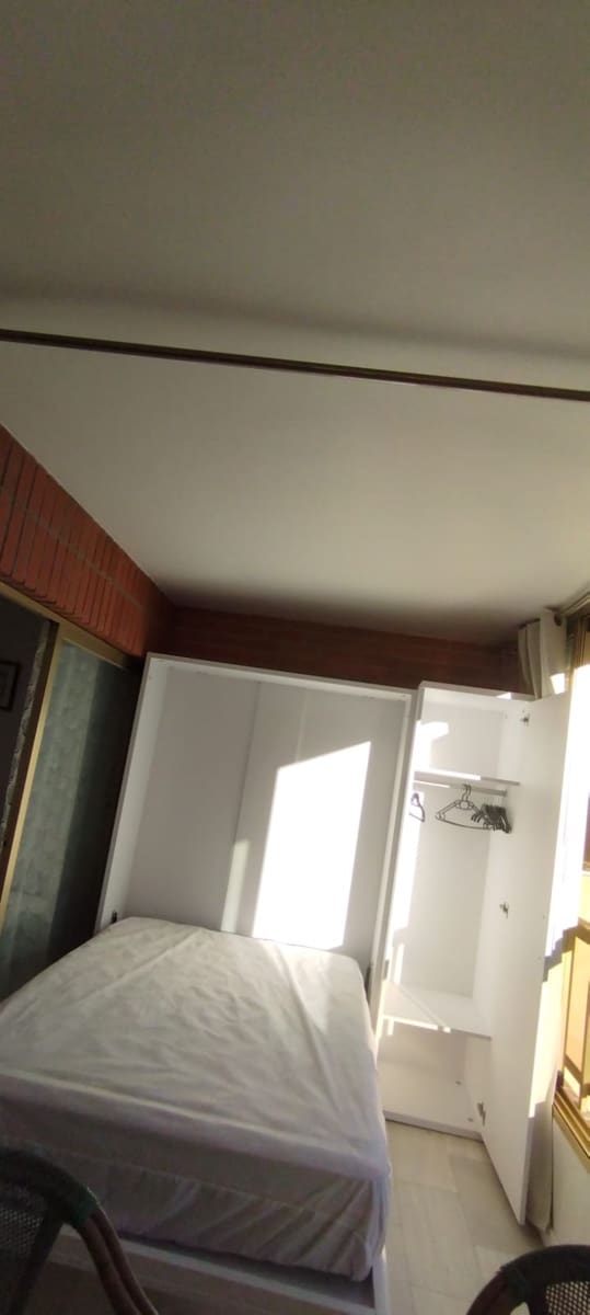 1 bedroom Beach Apartment for rent in Benidorm with pool garage - € 1,000 (Ref: 9643589)