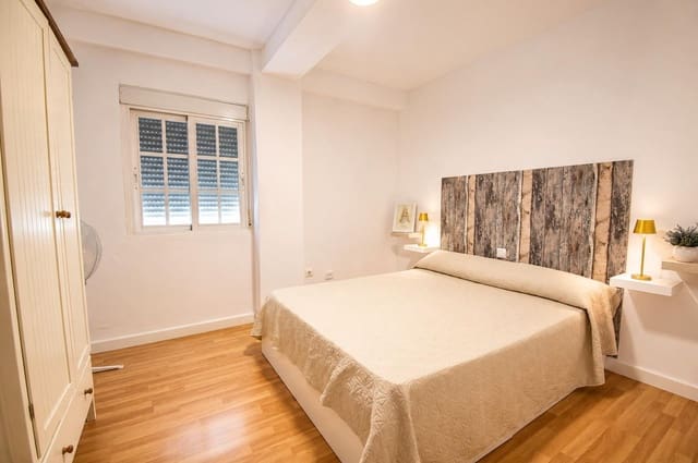 3 makuuhuone Asunto vuokrattavana paikassa Jerez de la Frontera - 750 € (Ref: 10030618)