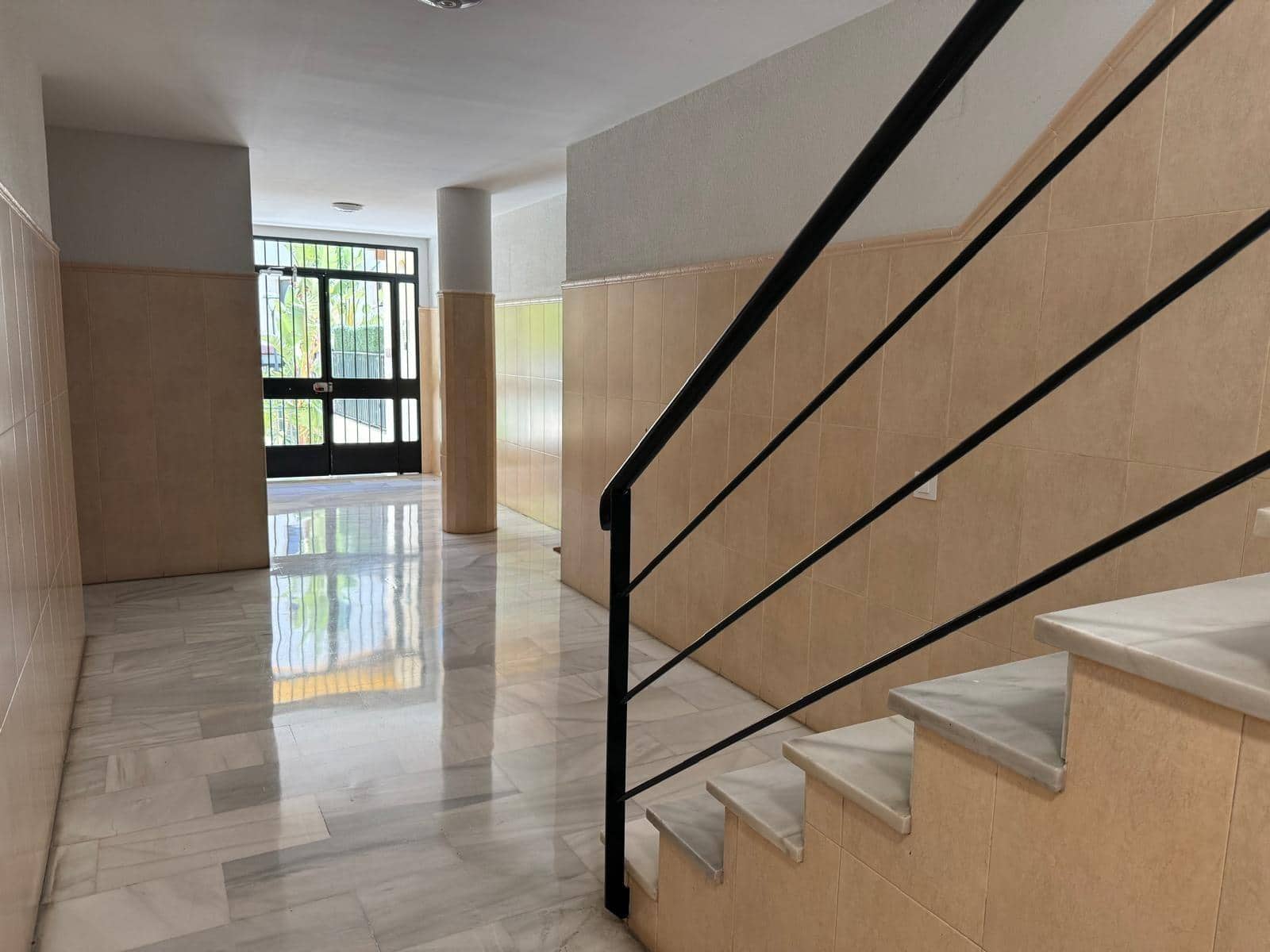 Piso de 3 habitaciones en Jerez de la Frontera en venta con piscina garaje - 255.000 € (Ref: 10089737)