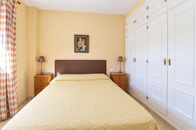 3 sypialnia Mieszkanie na sprzedaż w Chipiona z basenem garażem - 289 900 € (Ref: 10100194)