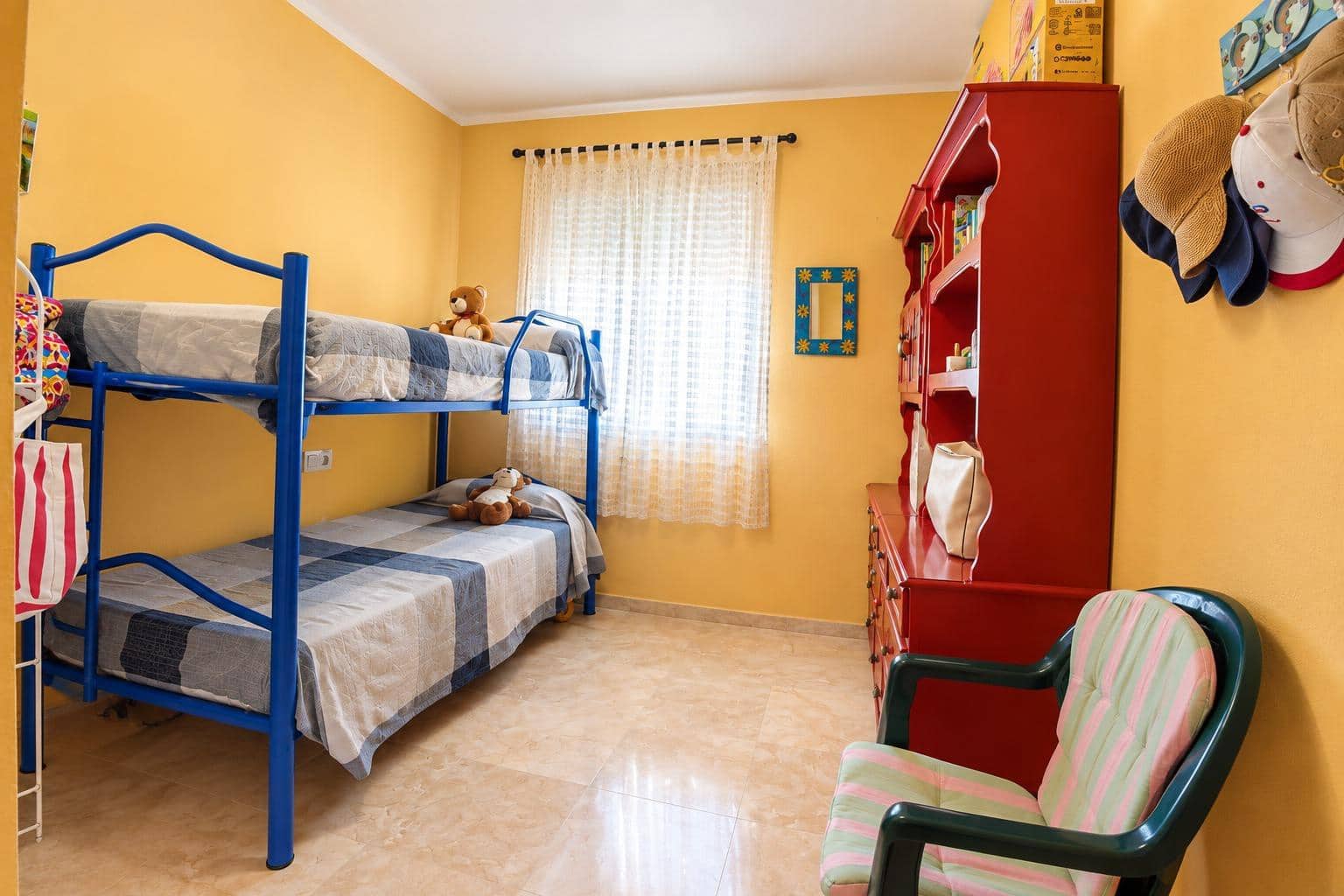 3 slaapkamer Flat te koop in Chipiona met zwembad garage - € 289.900 (Ref: 10100194)