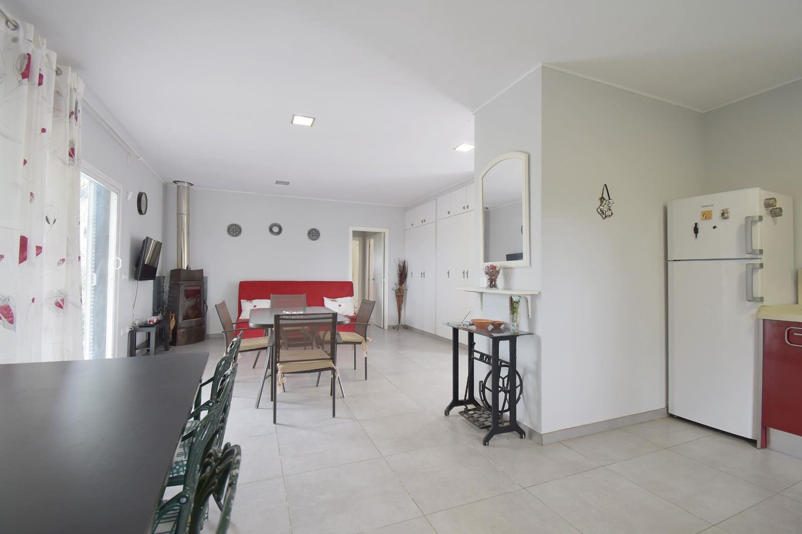 3 soveværelse Finca/Landehus til salg i Jerez de la Frontera med swimmingpool - € 255.000 (Ref: 8177469)