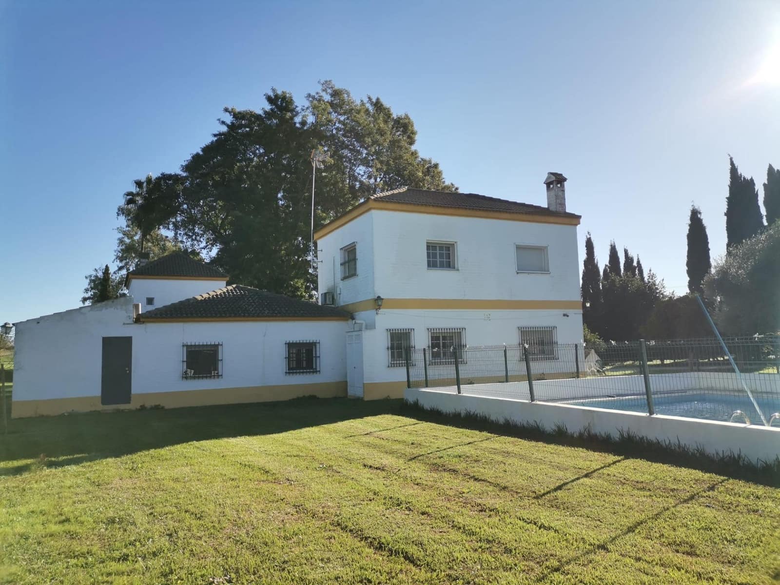 7 soveværelse Finca/Landehus til salg i Jerez de la Frontera med swimmingpool garage - € 650.000 (Ref: 8752583)