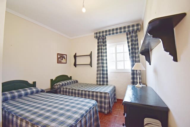 7 slaapkamer Finca/Landhuis te koop in Jerez de la Frontera met zwembad garage - € 650.000 (Ref: 8778738)