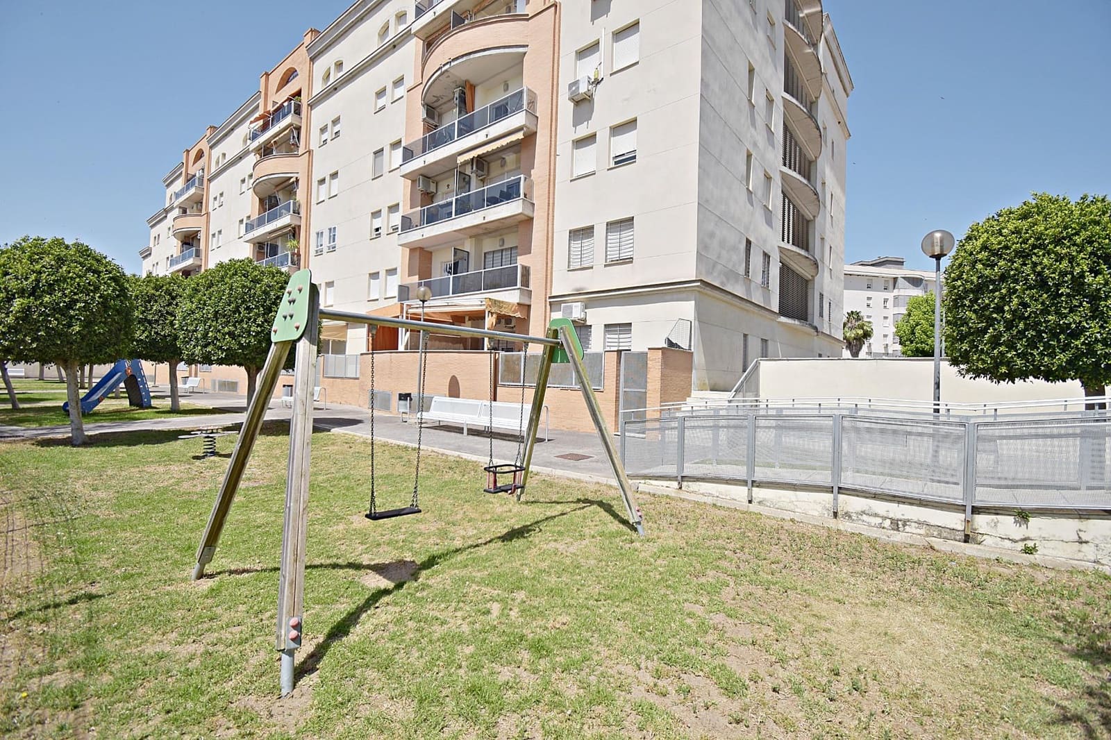 3 soveværelse Lejlighed til salg i Jerez de la Frontera med garage - € 205.000 (Ref: 9023184)