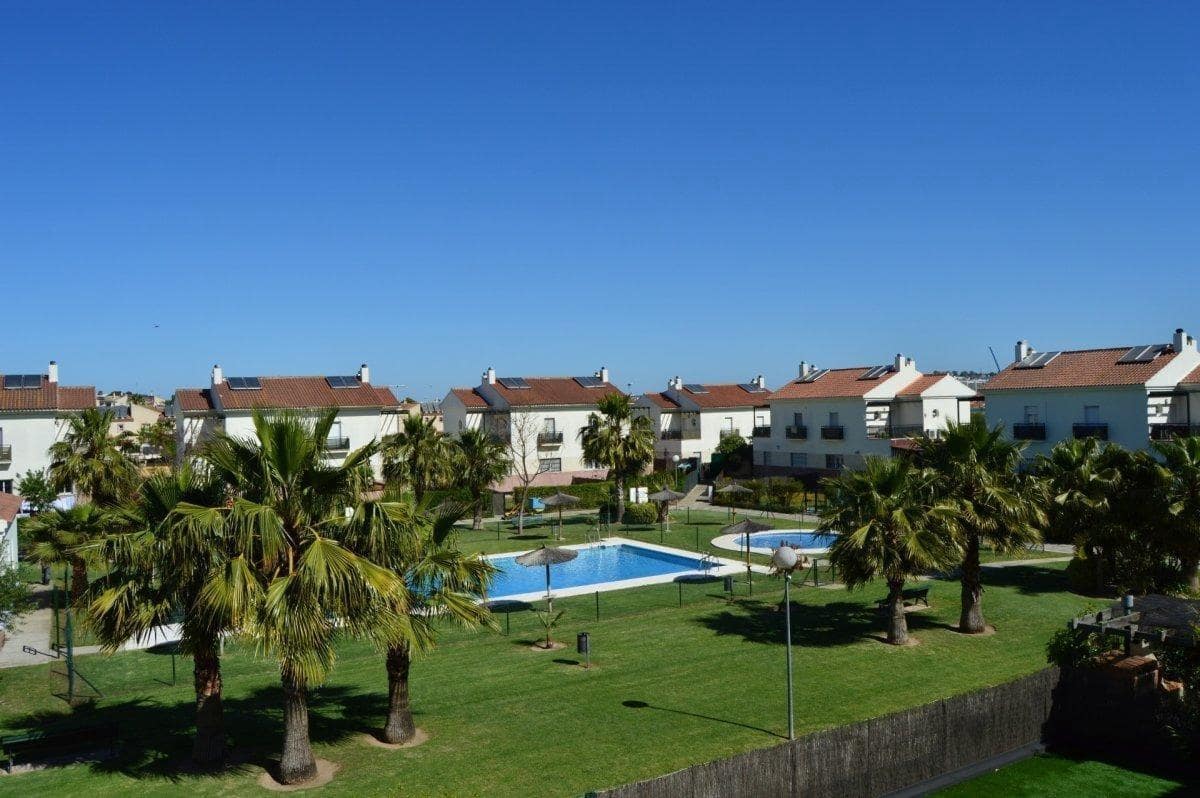 4 soveværelse Semi-Rækkehus til salg i Jerez de la Frontera med swimmingpool - € 400.000 (Ref: 9062313)