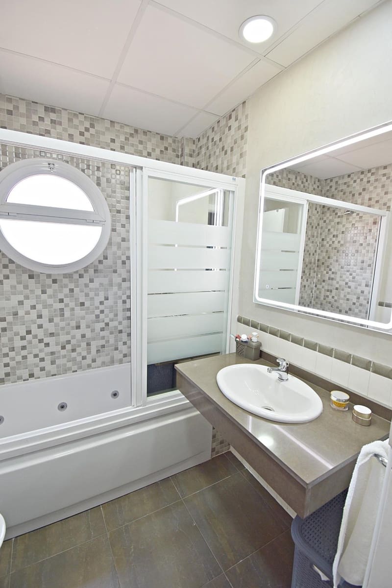 4 soveværelse Semi-Rækkehus til salg i Jerez de la Frontera med swimmingpool - € 400.000 (Ref: 9062313)