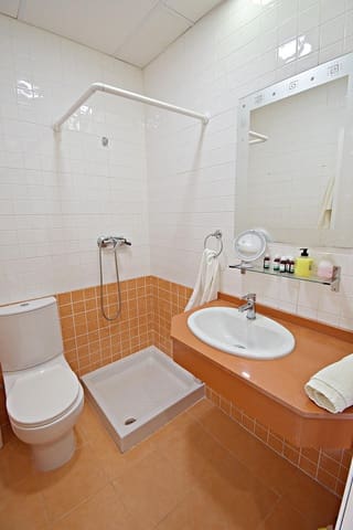 4 slaapkamer Halfvrijstaande villa te koop in Jerez de la Frontera met zwembad - € 400.000 (Ref: 9062313)