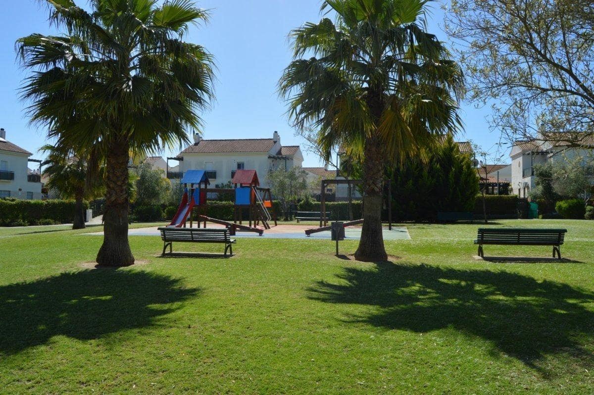 4 soveværelse Semi-Rækkehus til salg i Jerez de la Frontera med swimmingpool - € 400.000 (Ref: 9062313)