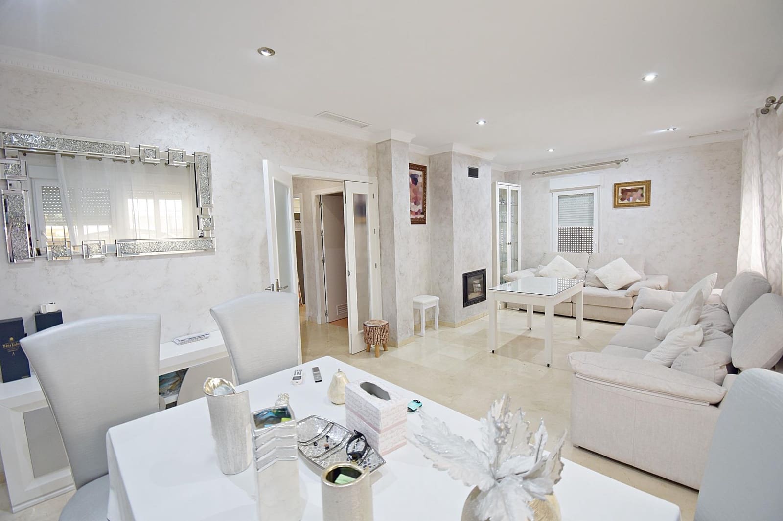 4 soveværelse Semi-Rækkehus til salg i Jerez de la Frontera med swimmingpool - € 400.000 (Ref: 9062313)