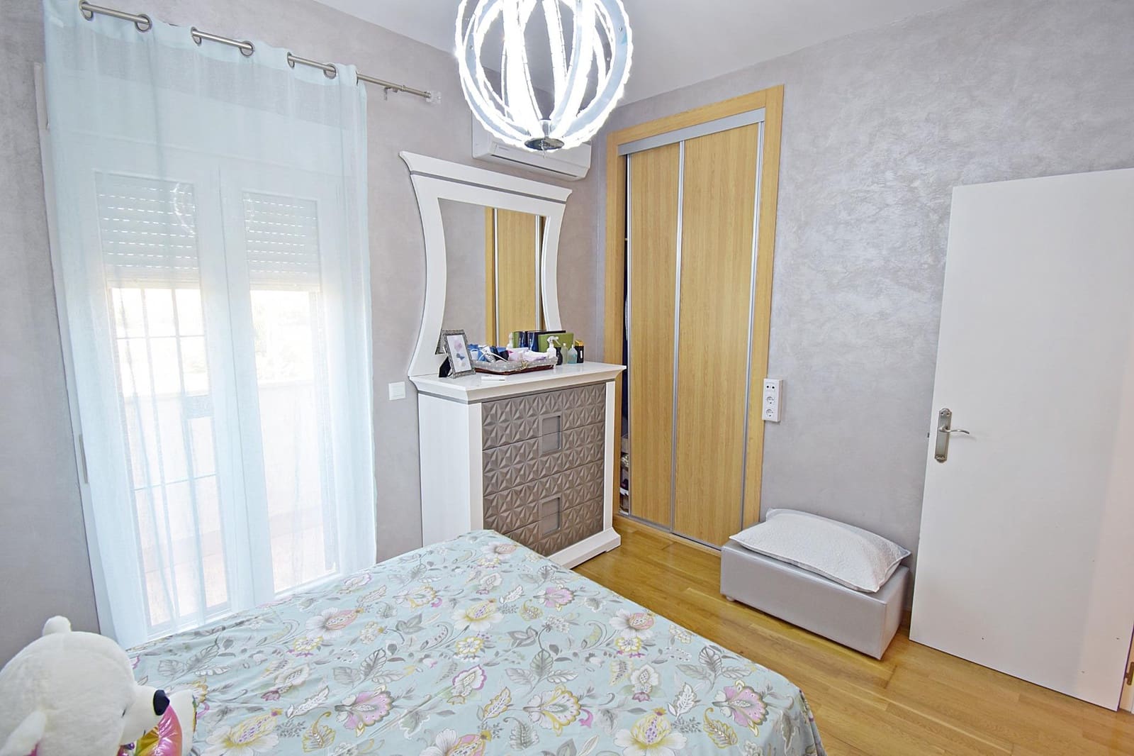 4 soveværelse Semi-Rækkehus til salg i Jerez de la Frontera med swimmingpool - € 400.000 (Ref: 9062313)