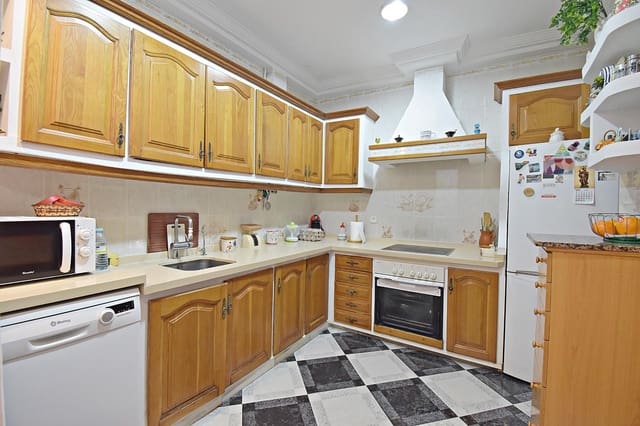 4 slaapkamer Huis te koop in Jerez de la Frontera met garage - € 280.000 (Ref: 9128221)