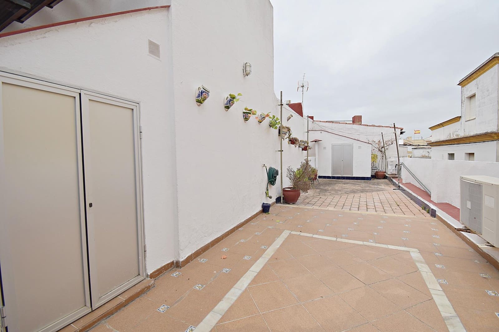 4 slaapkamer Huis te koop in Jerez de la Frontera met garage - € 270.000 (Ref: 9132321)