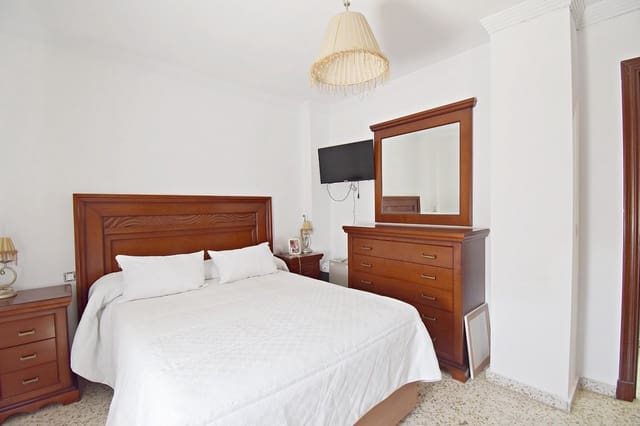 3 slaapkamer Flat te koop in Jerez de la Frontera - € 110.000 (Ref: 9243394)