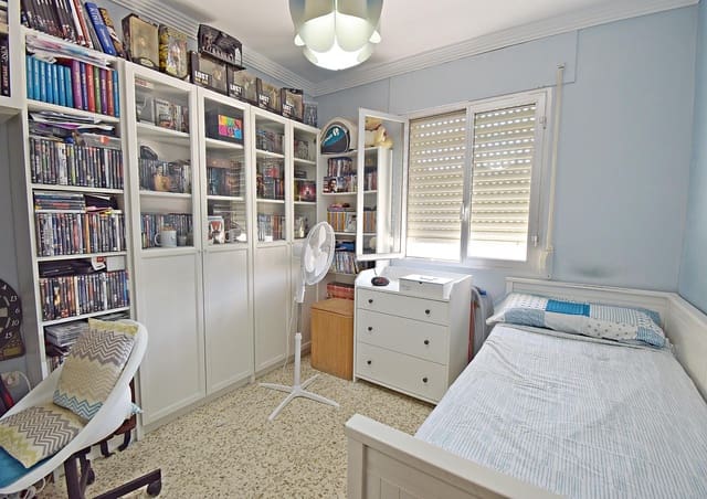 3 slaapkamer Flat te koop in Jerez de la Frontera - € 110.000 (Ref: 9243394)