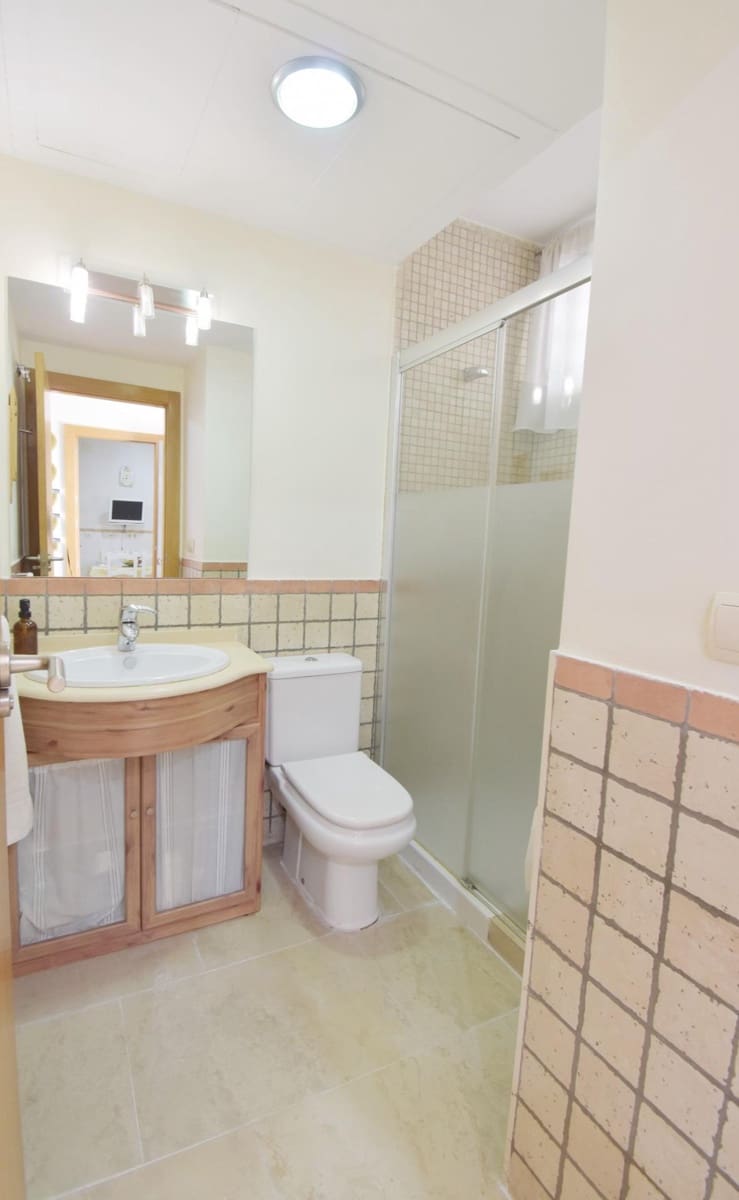 4 slaapkamer Rijtjeshuis te koop in Jerez de la Frontera met zwembad - € 490.000 (Ref: 9296886)