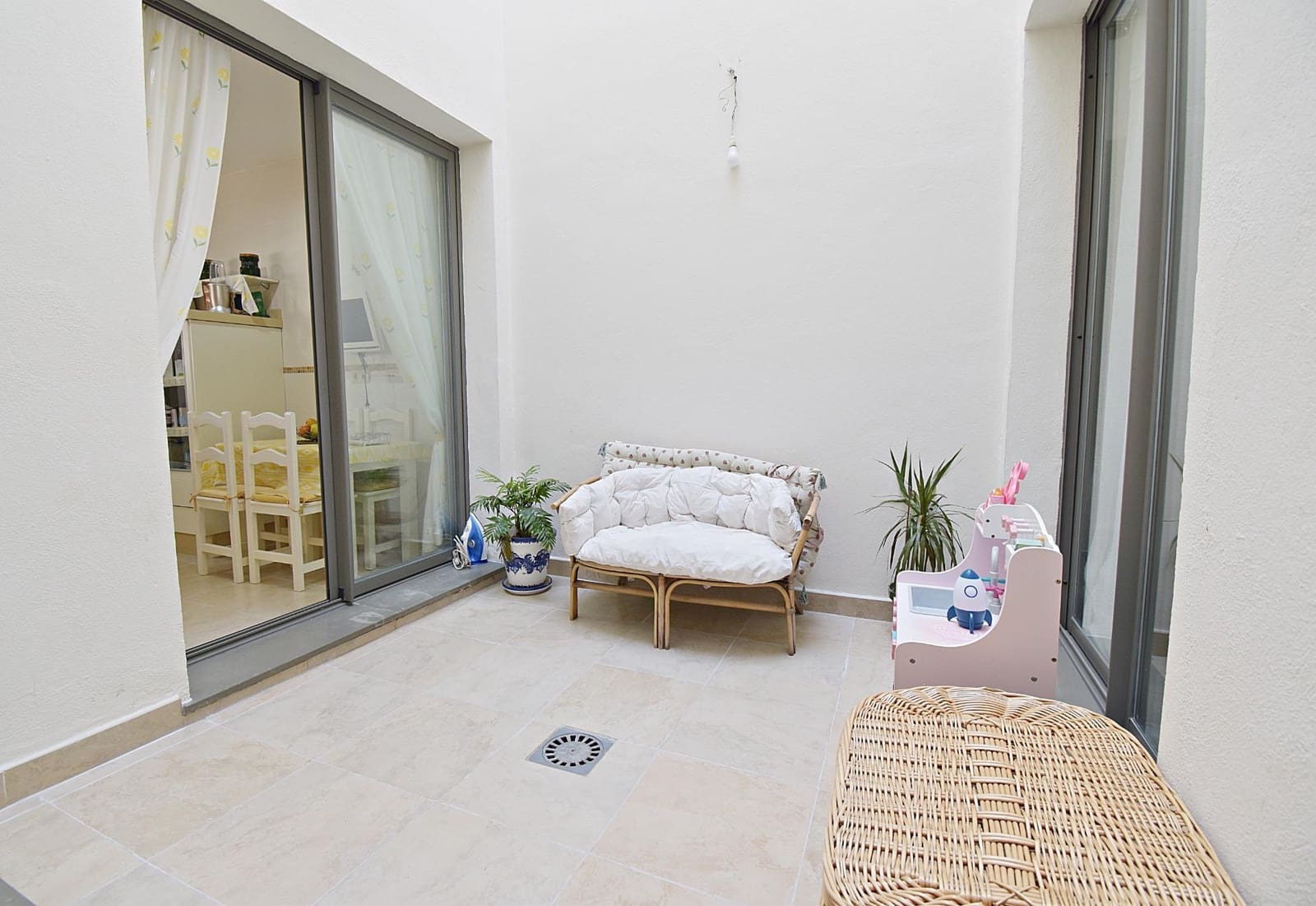 4 slaapkamer Rijtjeshuis te koop in Jerez de la Frontera met zwembad - € 490.000 (Ref: 9296886)