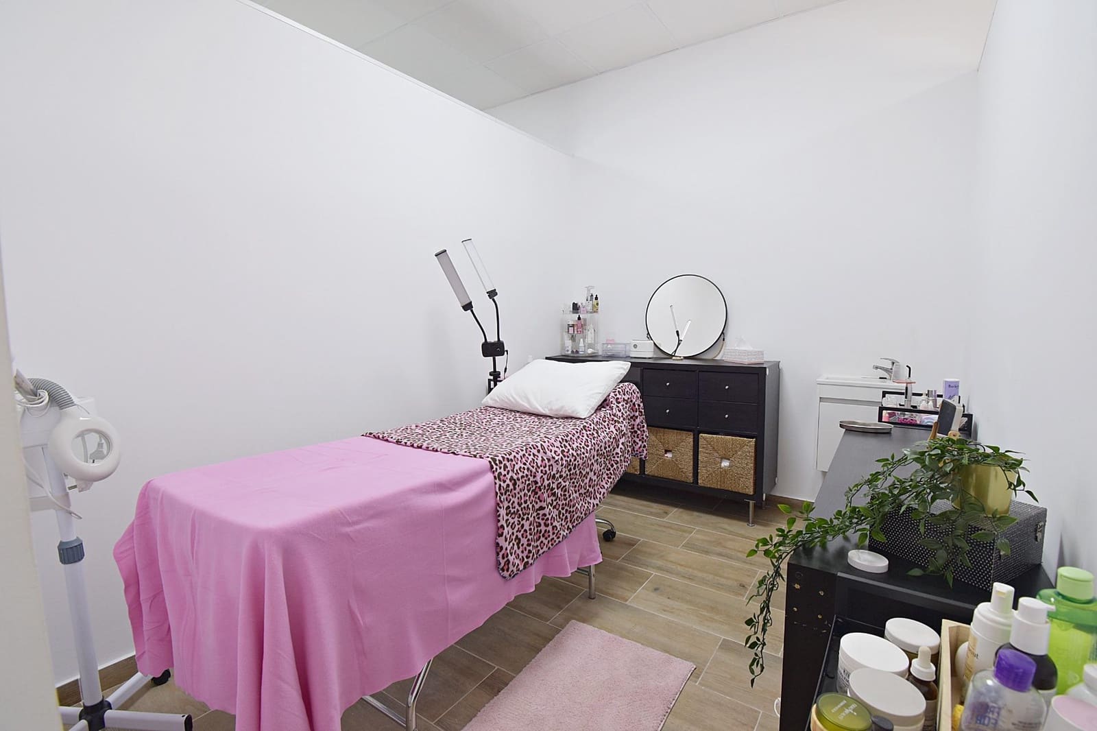 Kommersiell till salu i Jerez de la Frontera - 180 000 € (Ref: 9301043)