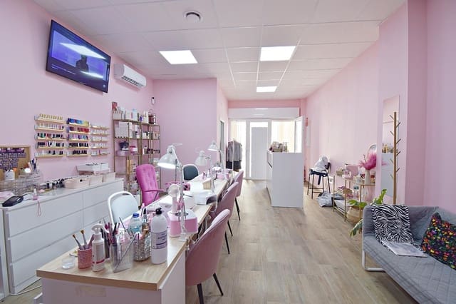 Kommersiell till salu i Jerez de la Frontera - 180 000 € (Ref: 9301043)